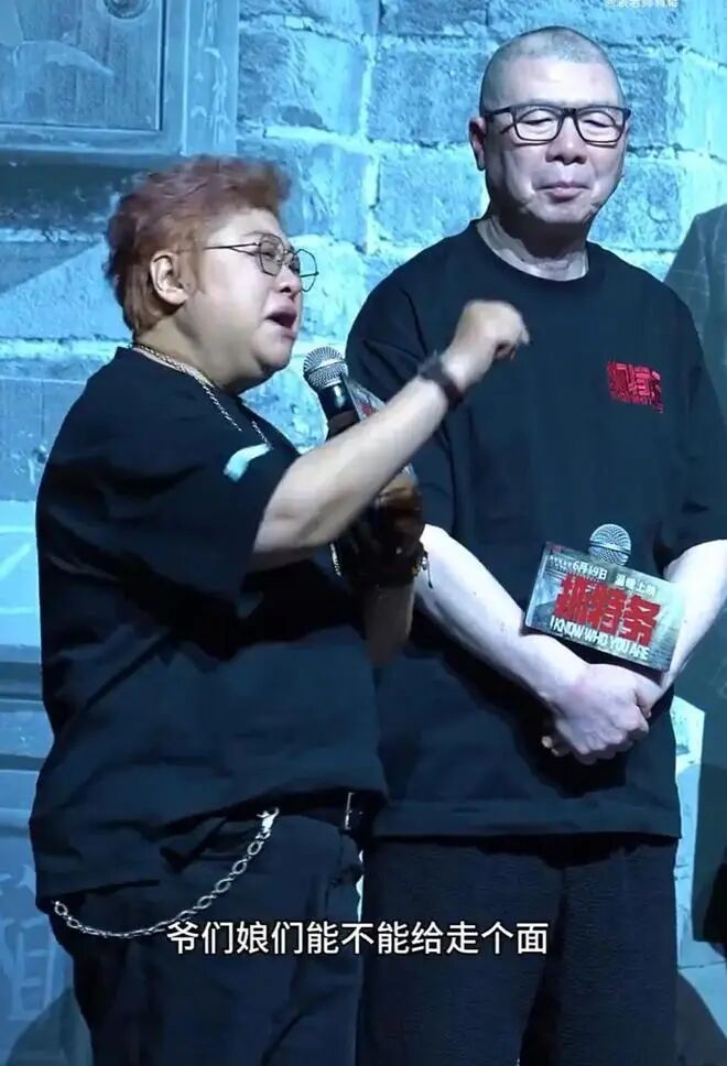 640 640